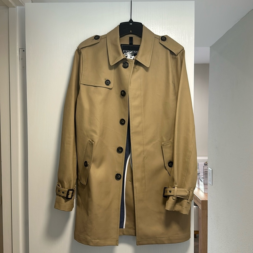 Men’s Coat size S, brand new with tags